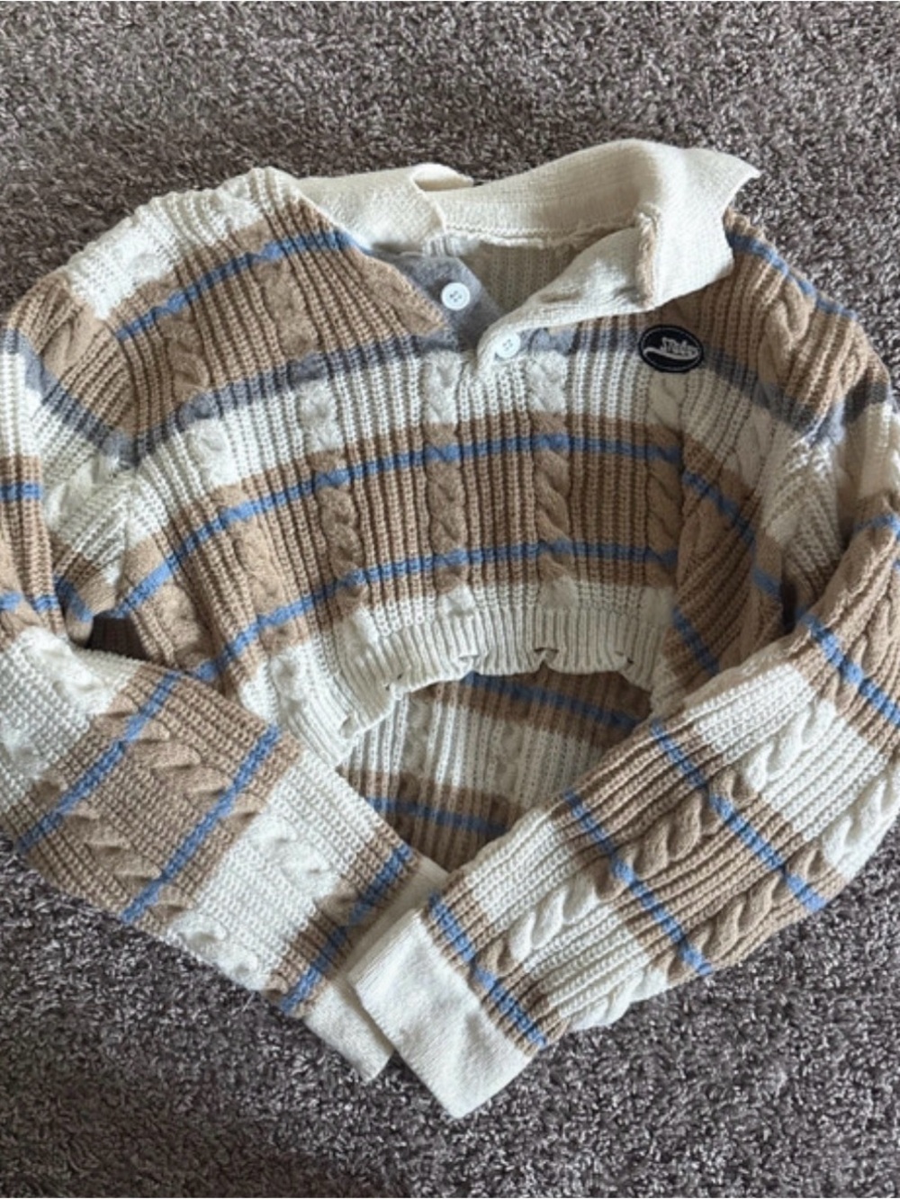 Cropped Cable Knit Polo Sweater in Cream & Tan